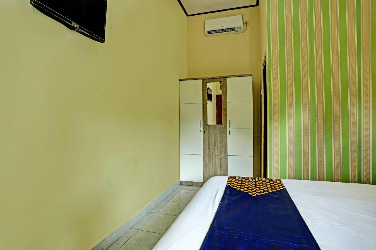 Spot On 91197 Pondok Rahayu Hotel Kerobokan Buitenkant foto