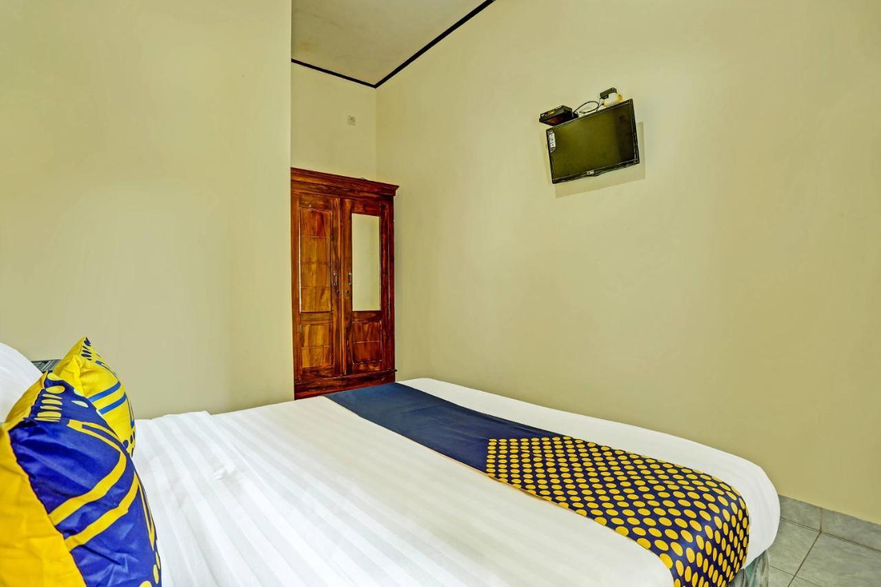 Spot On 91197 Pondok Rahayu Hotel Kerobokan Buitenkant foto