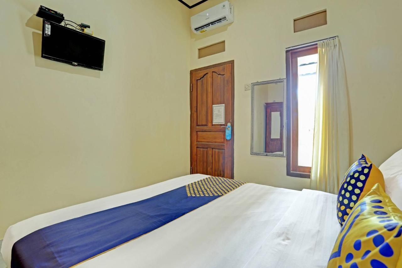 Spot On 91197 Pondok Rahayu Hotel Kerobokan Buitenkant foto