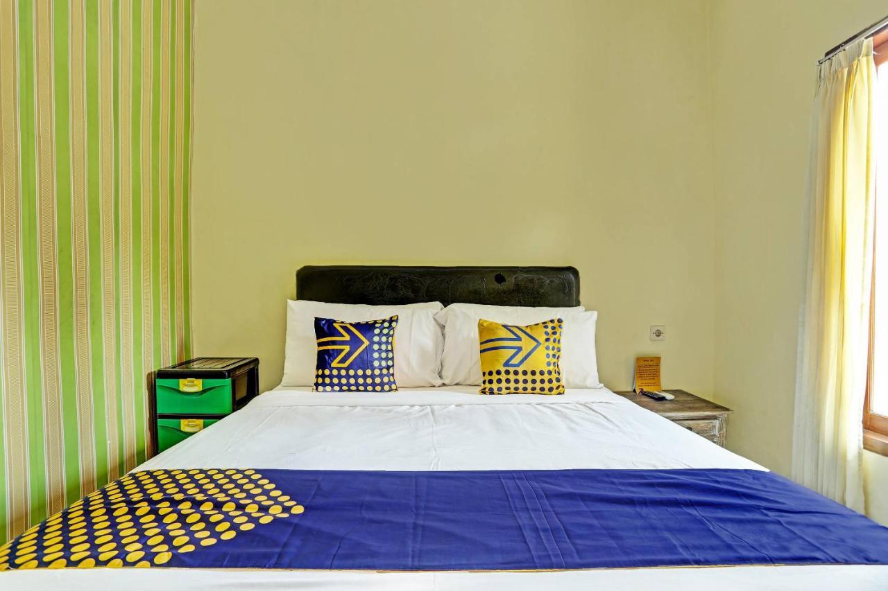Spot On 91197 Pondok Rahayu Hotel Kerobokan Buitenkant foto